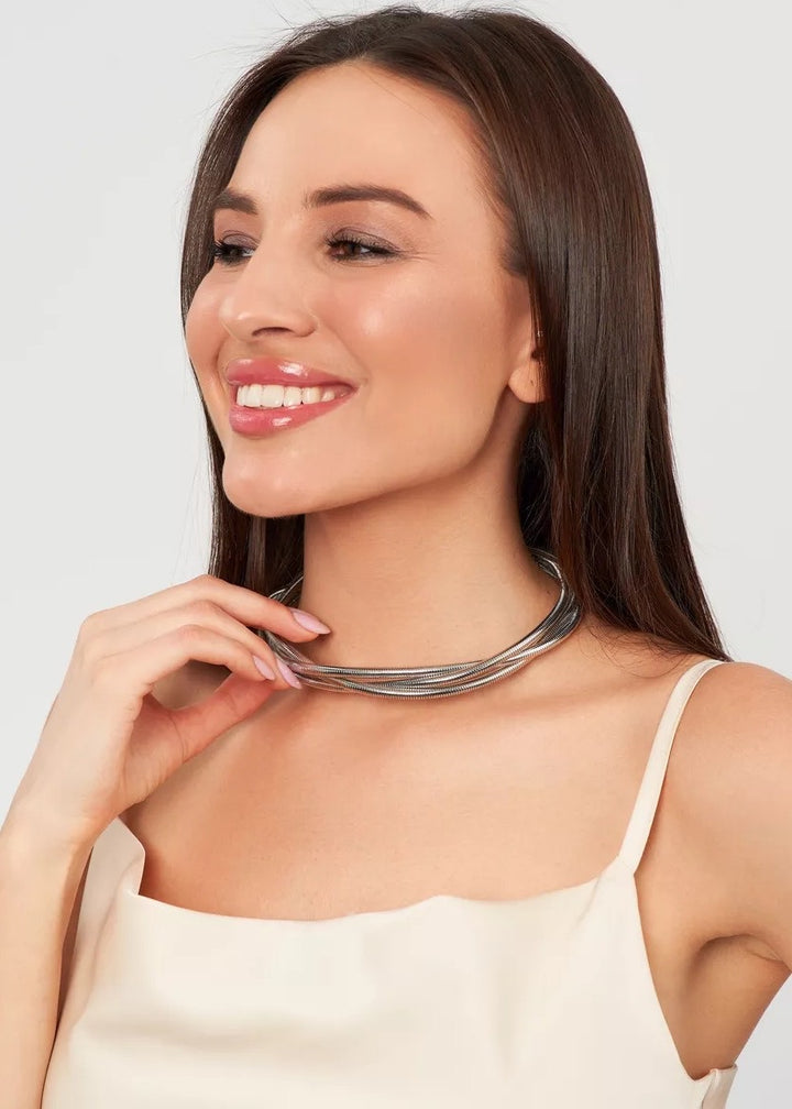 Intertwined Design Metal Choker Necklace