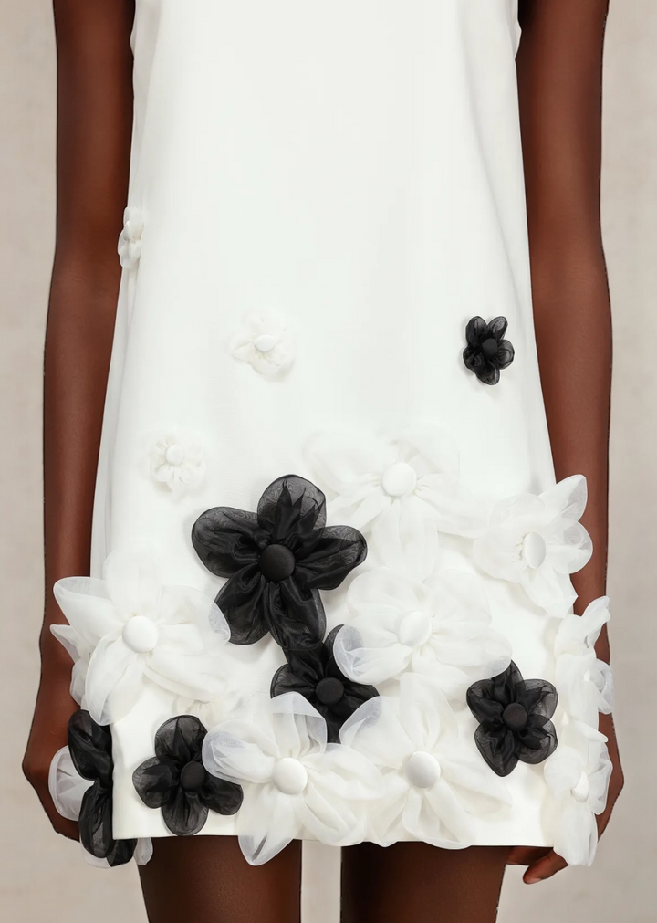 Floral Applique Hem Sleeveless Shift Dress