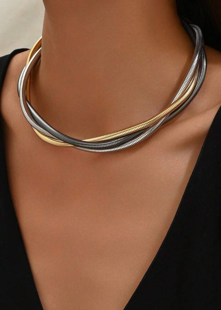 Intertwined Design Metal Choker Necklace