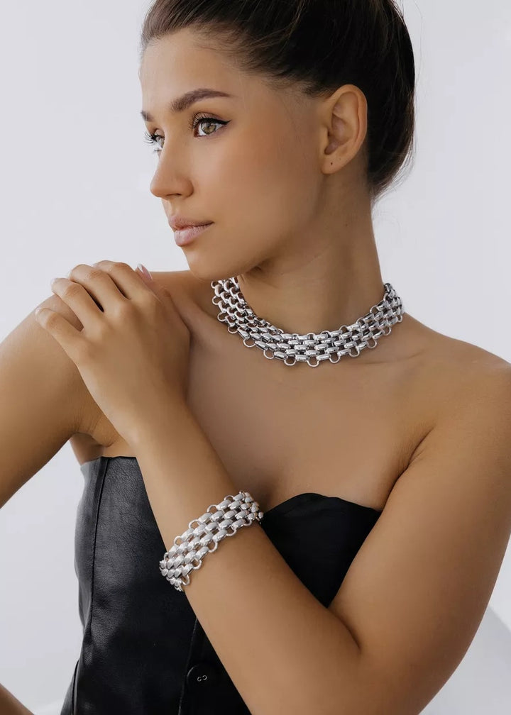 Wide Multilayer Chain Choker