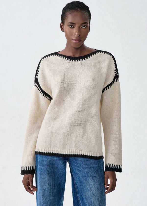 Crew Neck Sweater with Contrast Stitching