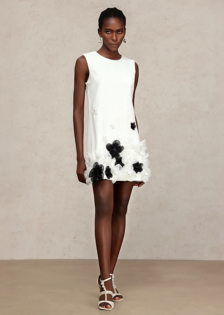 Floral Applique Hem Sleeveless Shift Dress