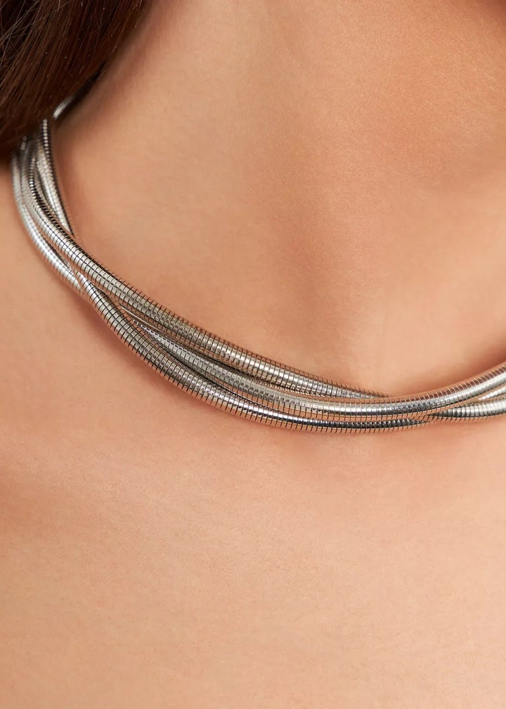 Intertwined Design Metal Choker Necklace