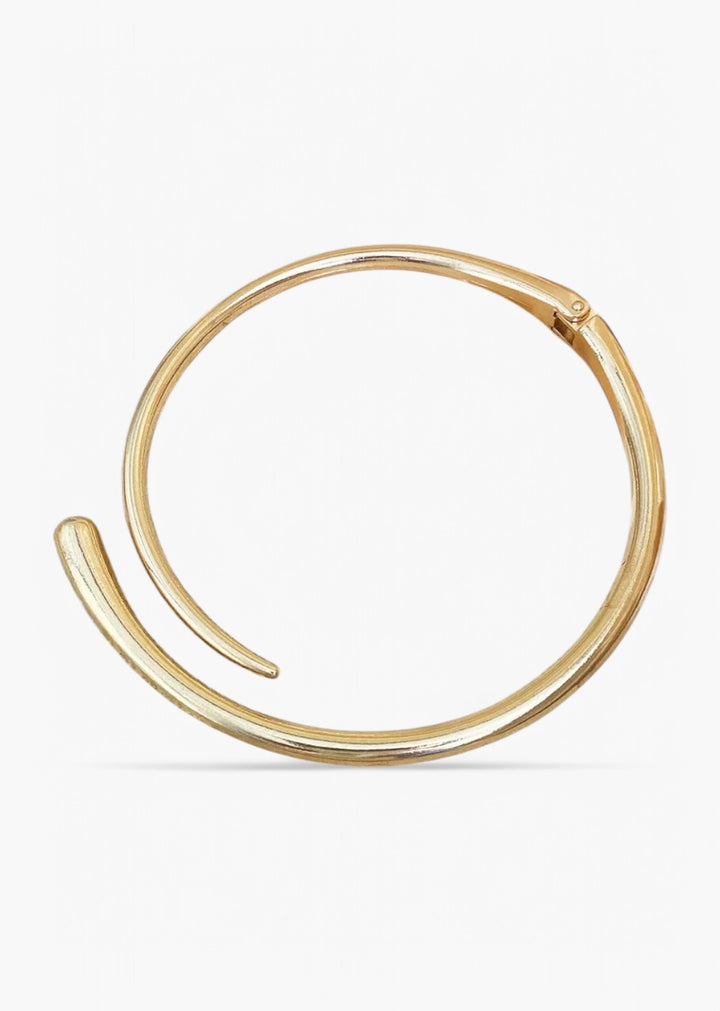 Metallic Asymmetrical Round Neck Choker