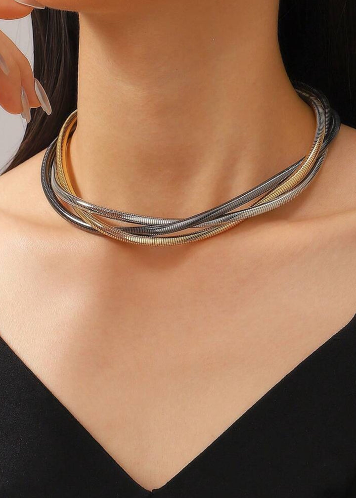 Intertwined Design Metal Choker Necklace