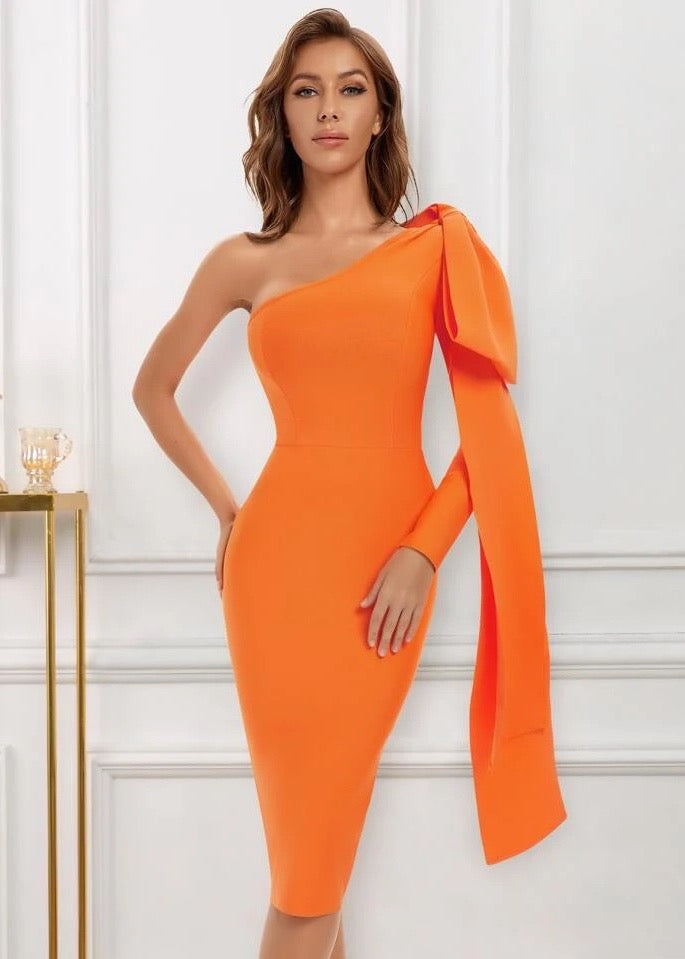 One Shoulder Knot Side Draped Bodycon Dress