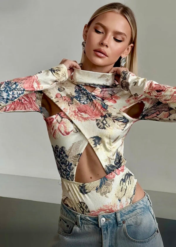 Floral Print Cutout Ling Sleeve Bodysuit