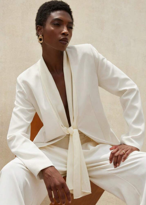 Lapel Neck Front Tie Blazer