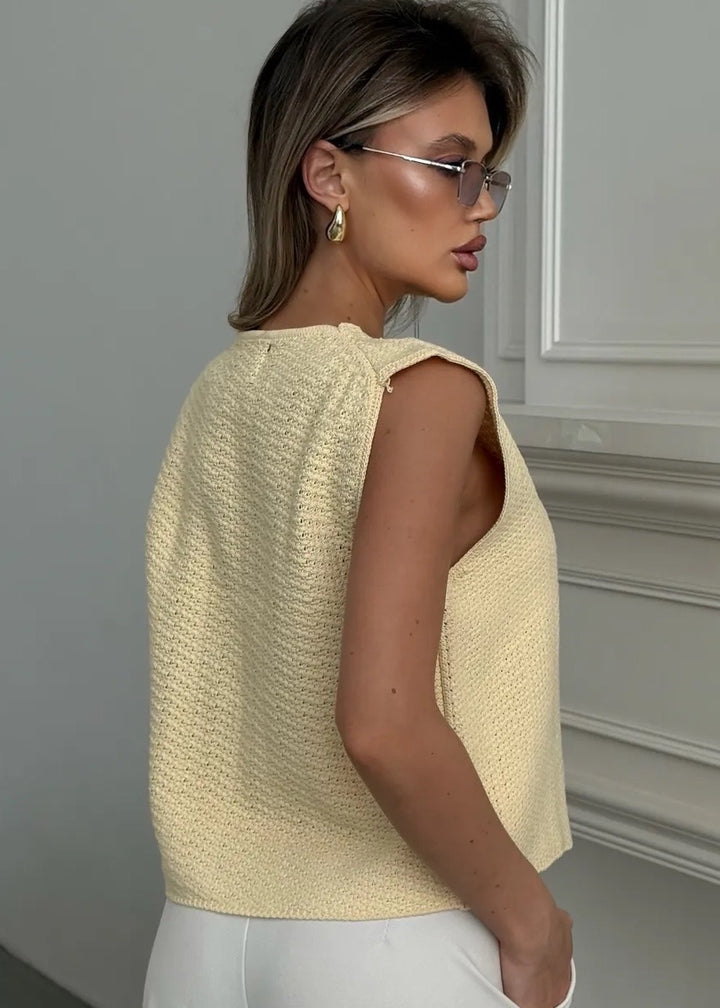 Front Tie Vest Center Placket Seed Stitch