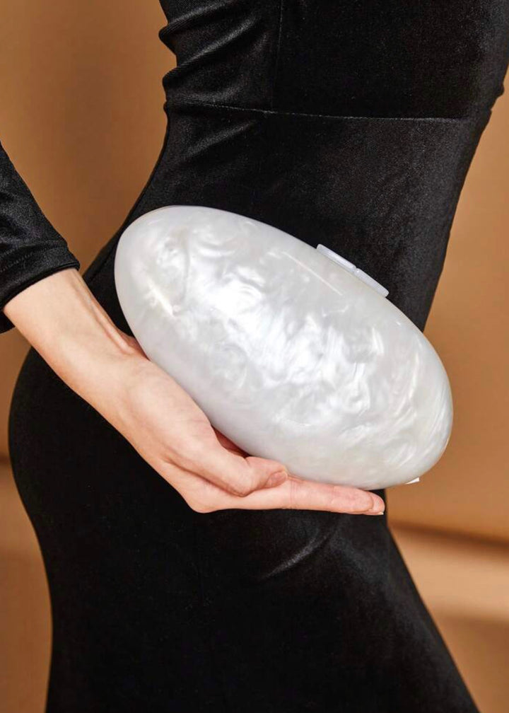 Irregular Shape Pearl Pattern Acrylic Clutch Bag