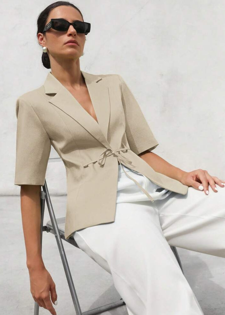 Lapel Neck Short Sleeve Tie Blazer
