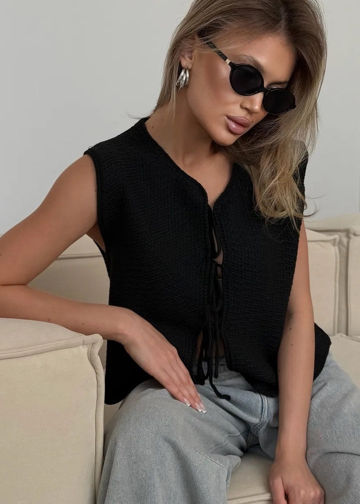 Front Tie Vest Center Placket Seed Stitch