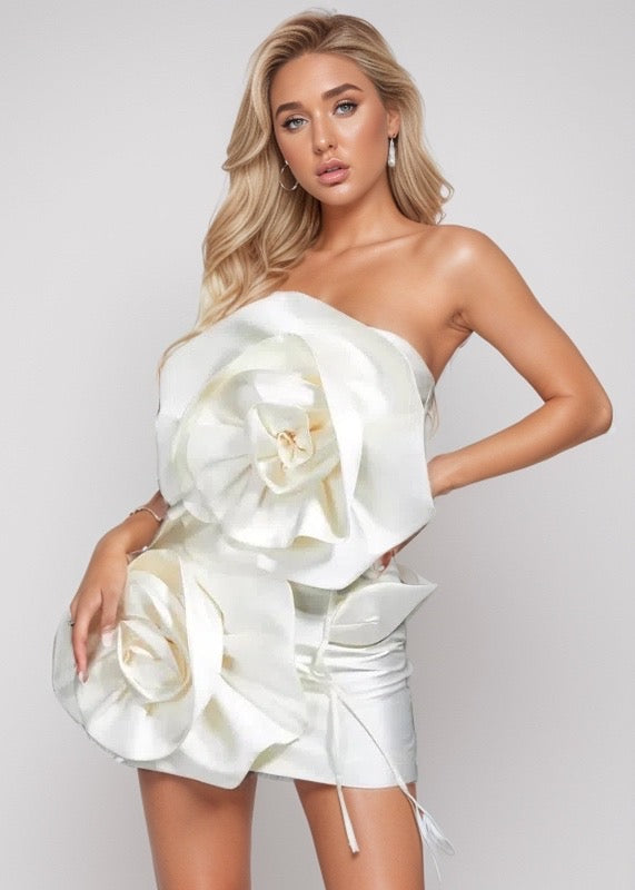 Laylah Big Flowers Detail Strapless Mini Dress